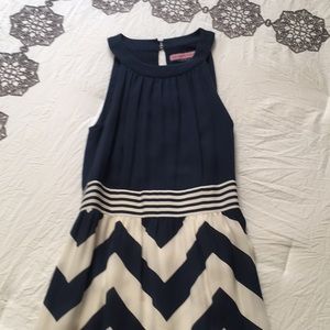 Beautiful Chevron Vineyard Vines Maxi Dress